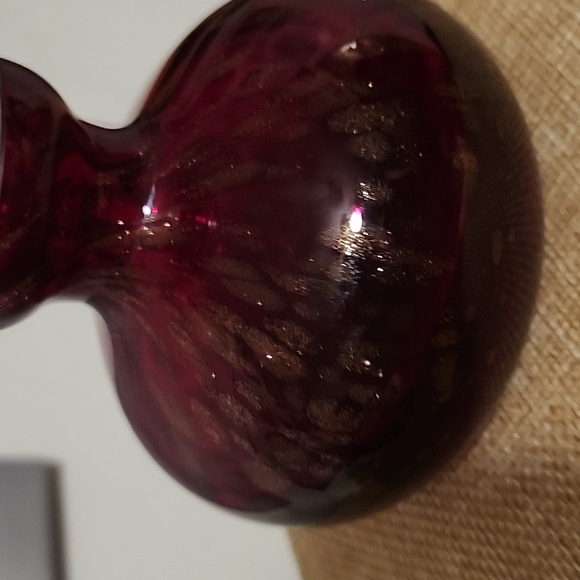 Vintage glass vase - Picture 2 of 10